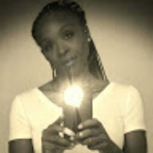 laticiaw33